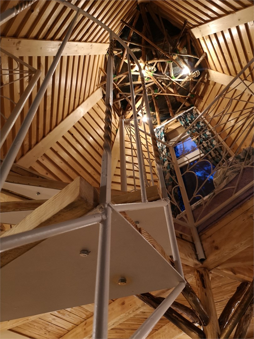 Домик Эльфа в Фэнтези