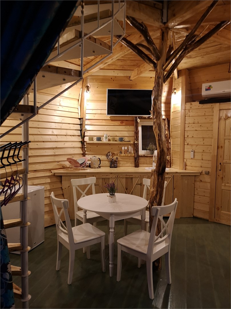 Домик Эльфа в Фэнтези