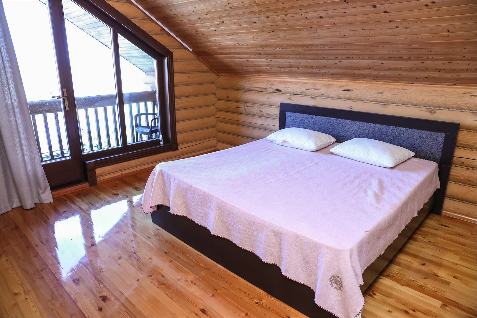 Дом-сруб на берегу каспийского моря в Classic