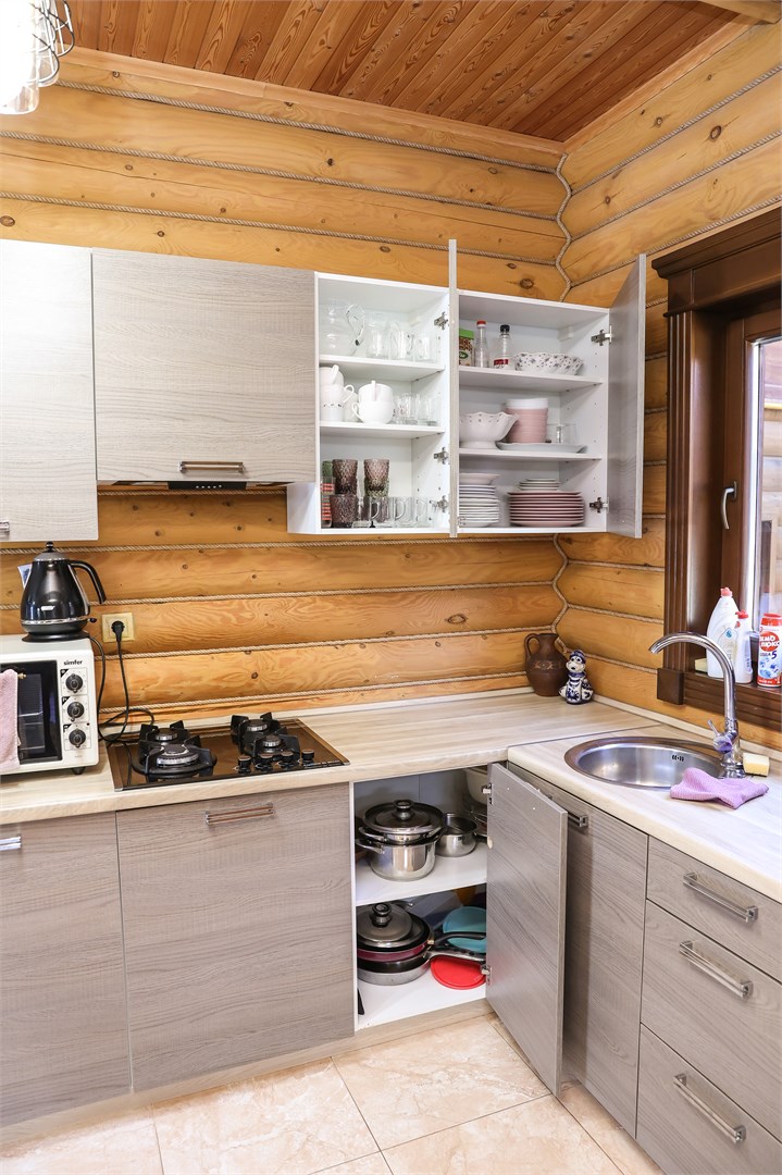 Дом-сруб на берегу каспийского моря в Classic