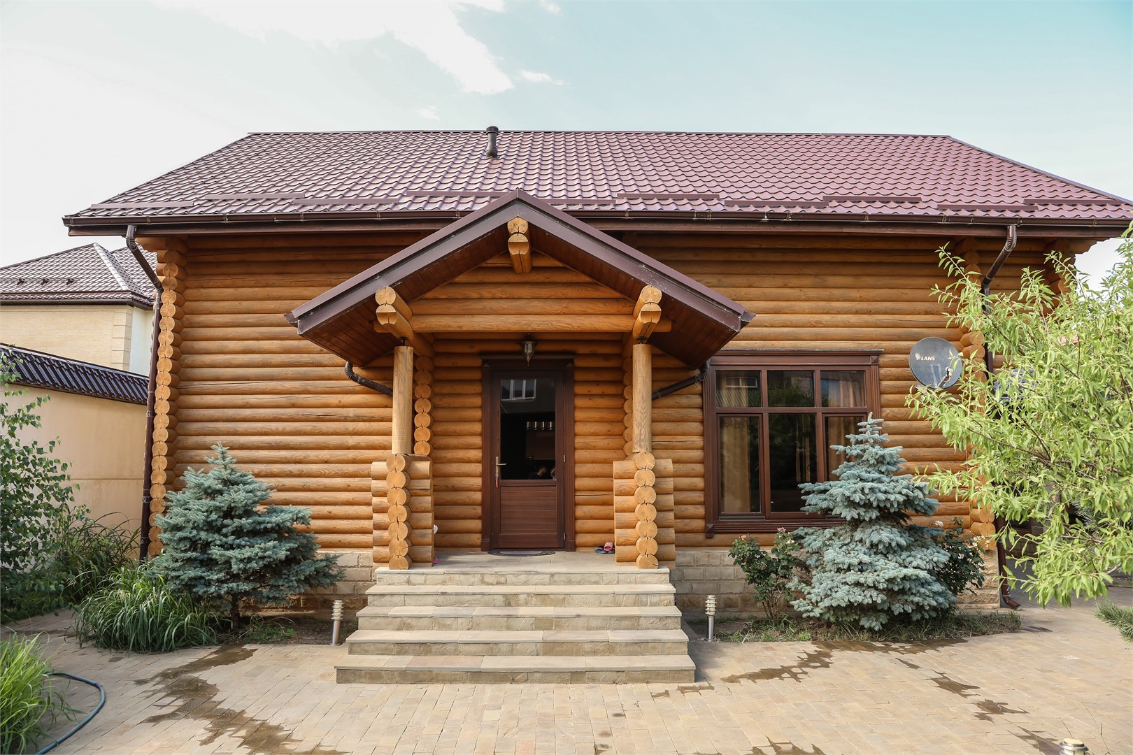 Дом-сруб на берегу каспийского моря в Classic