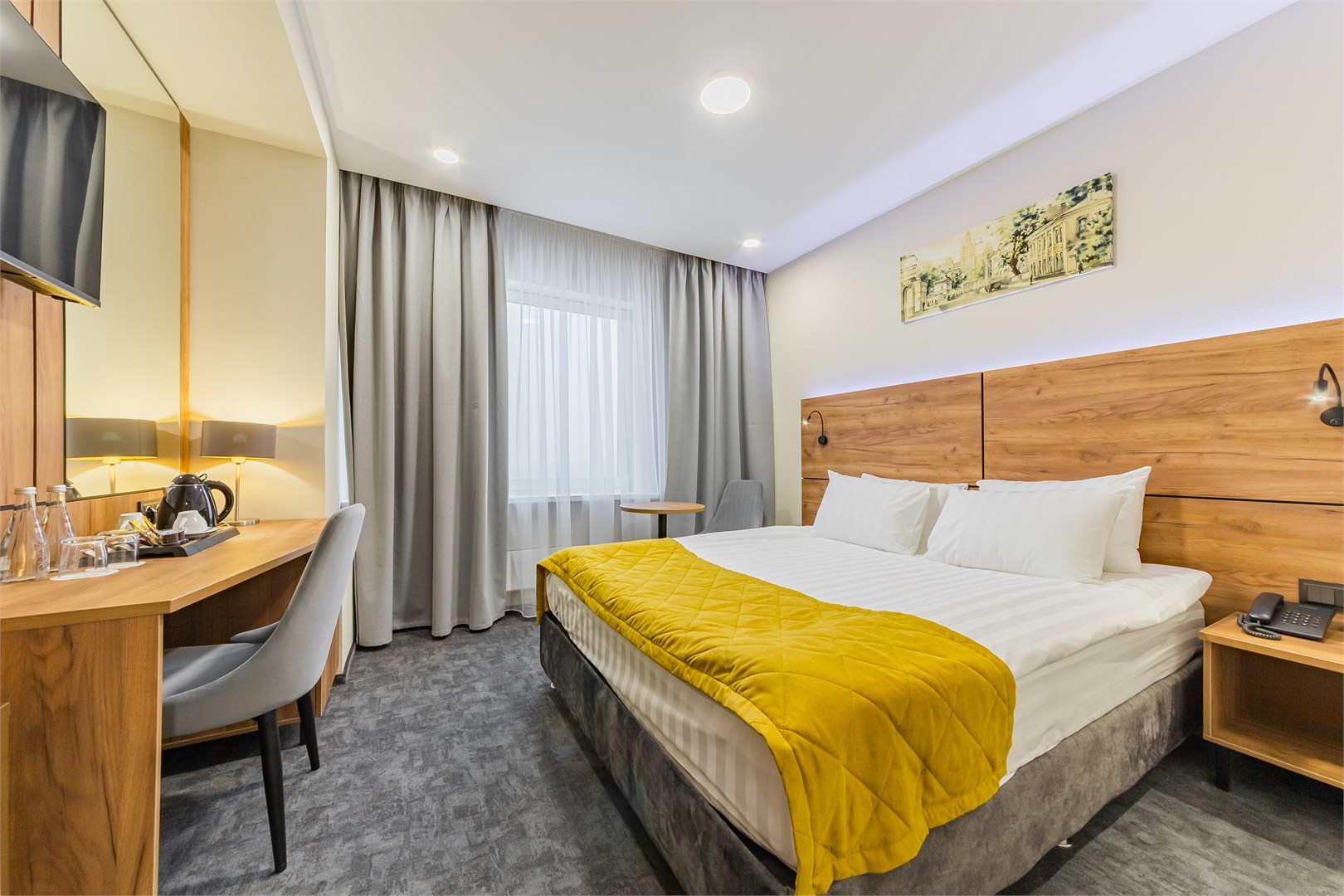 Комфорт с двуспальной кроватью в Брентон Клуб Гостиница Измайлово корпус Бета