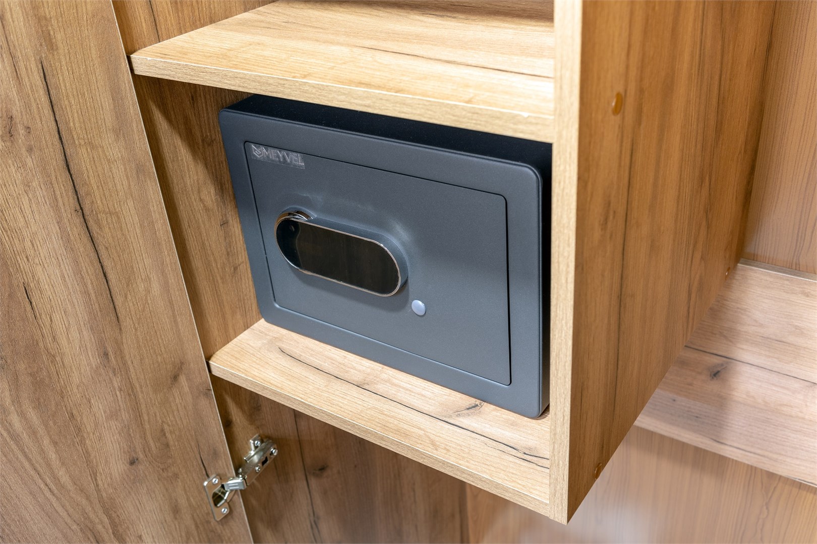 Комфорт с двуспальной кроватью в Брентон Клуб Гостиница Измайлово корпус Бета