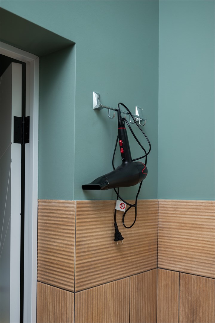 Улучшенный трехместный номер с балконом в Августин