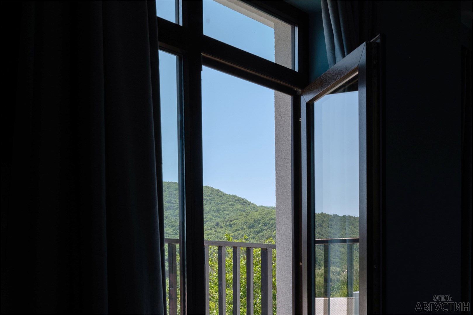 Джуниор сюит в Августин