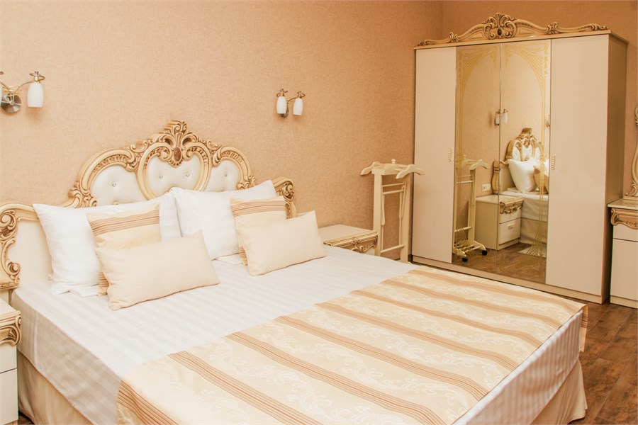 Суперлюкс с балконом в Zara