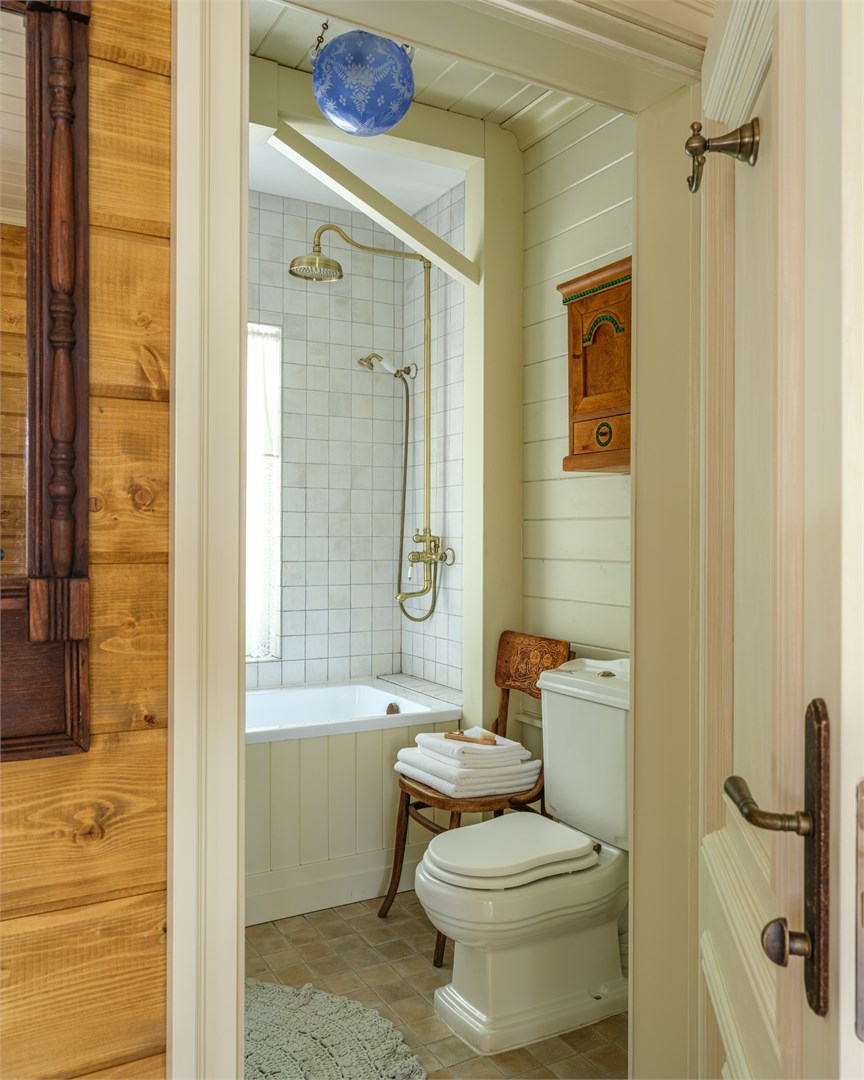 "Брусничный дом" с отдельным входом в Пестово подворье