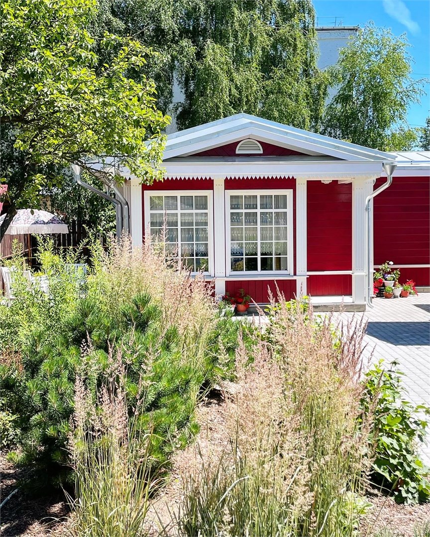 "Брусничный дом" с отдельным входом в Пестово подворье