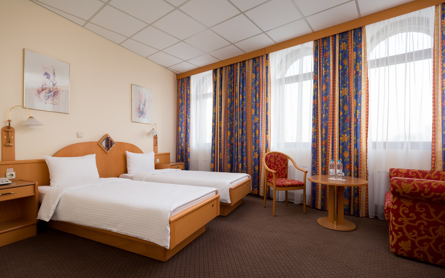 Стандарт с двумя односпальными кроватями в ТрансОтель