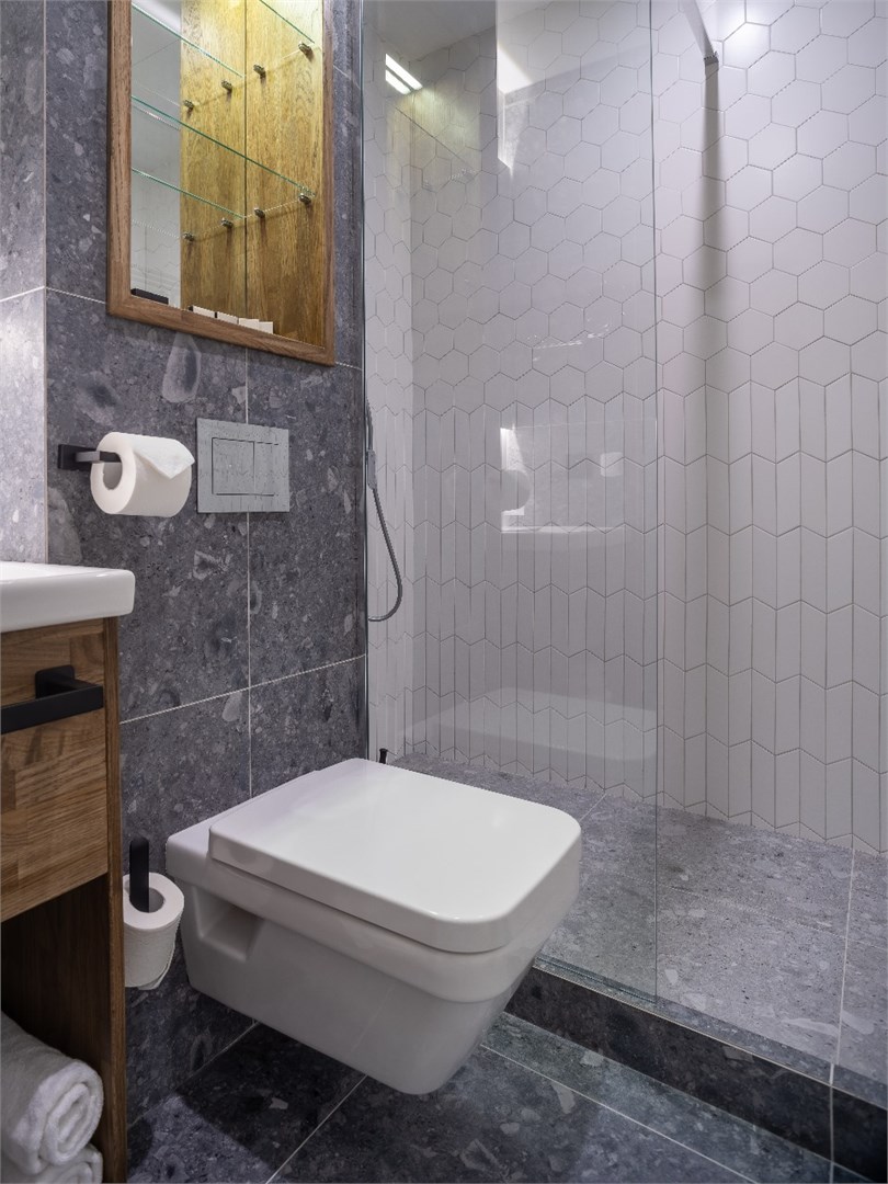 СУПЕРИОР МАНСАРДА с видом на центр города с двуспальной кроватью, фото 2