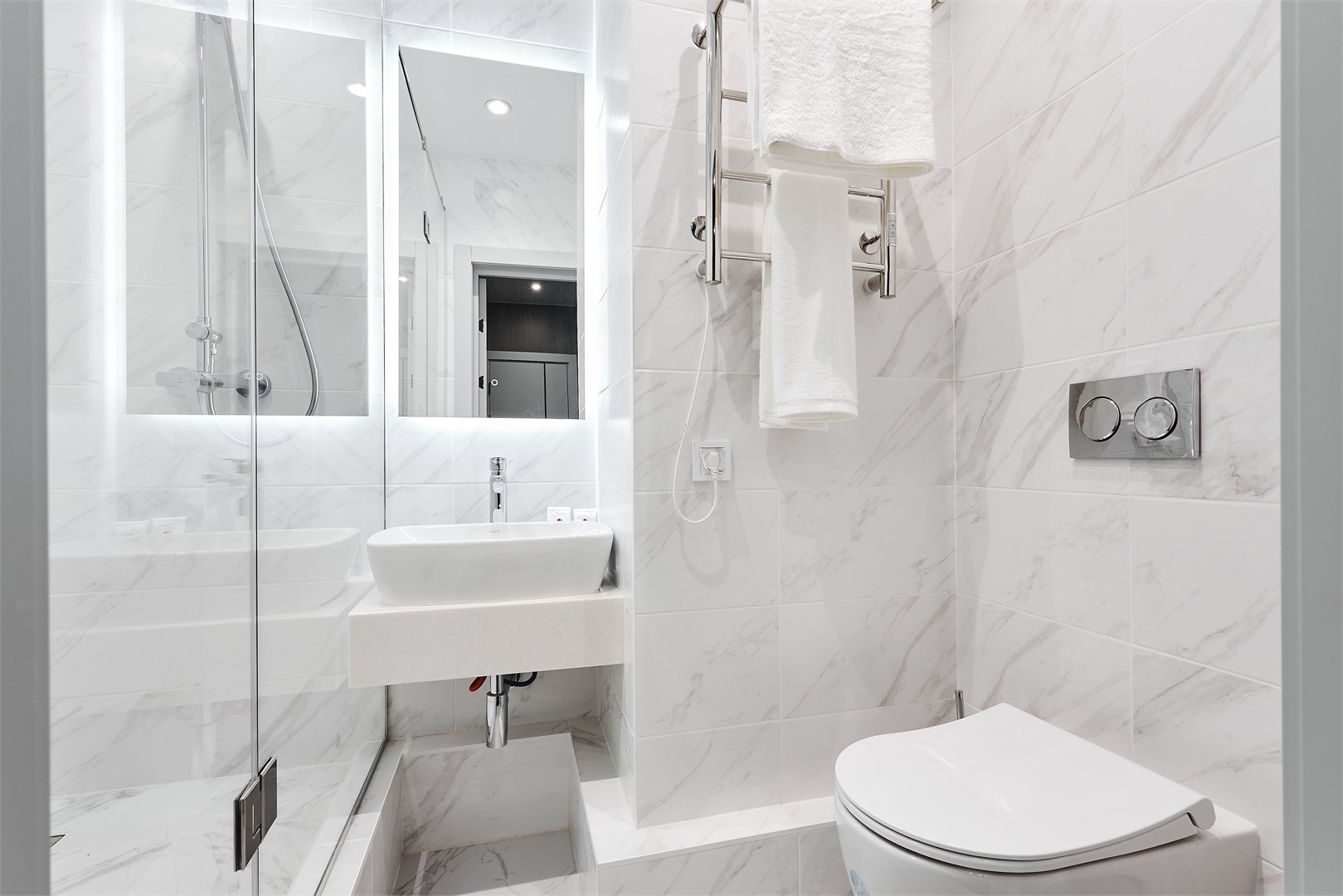 Полулюкс в Azimut Сити