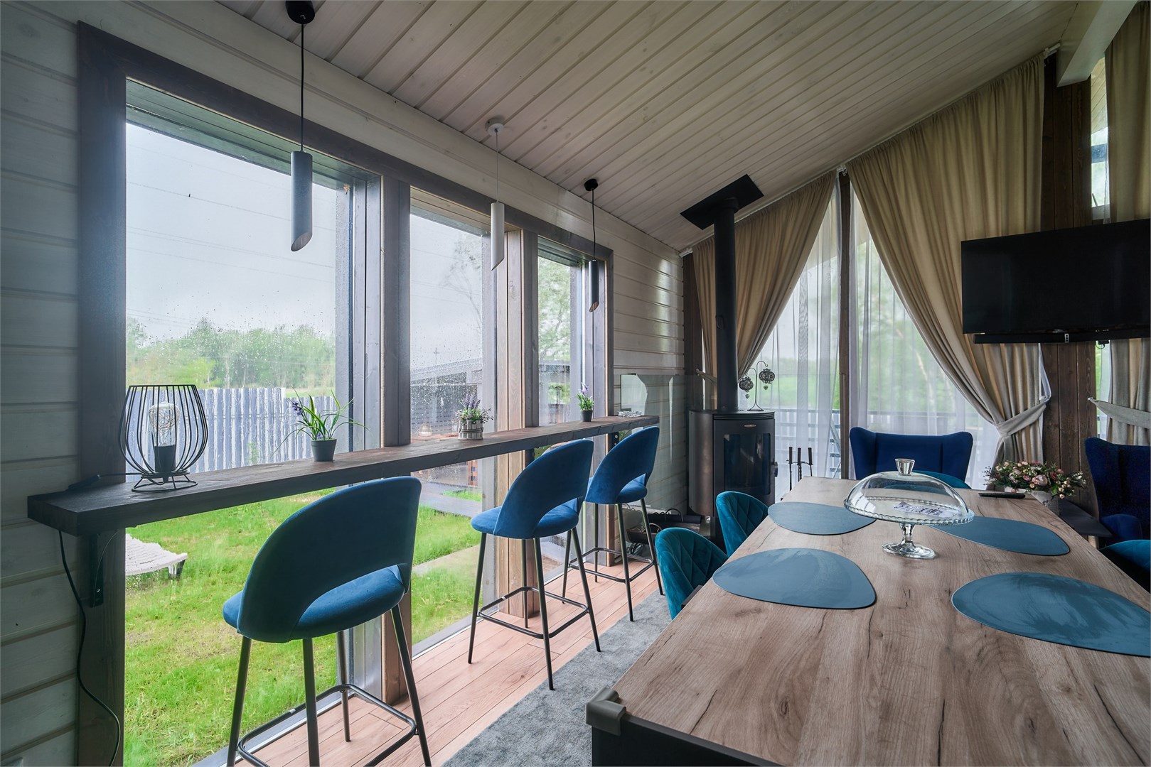 Домик у озера 1(Лато) в Lucky Home Rent