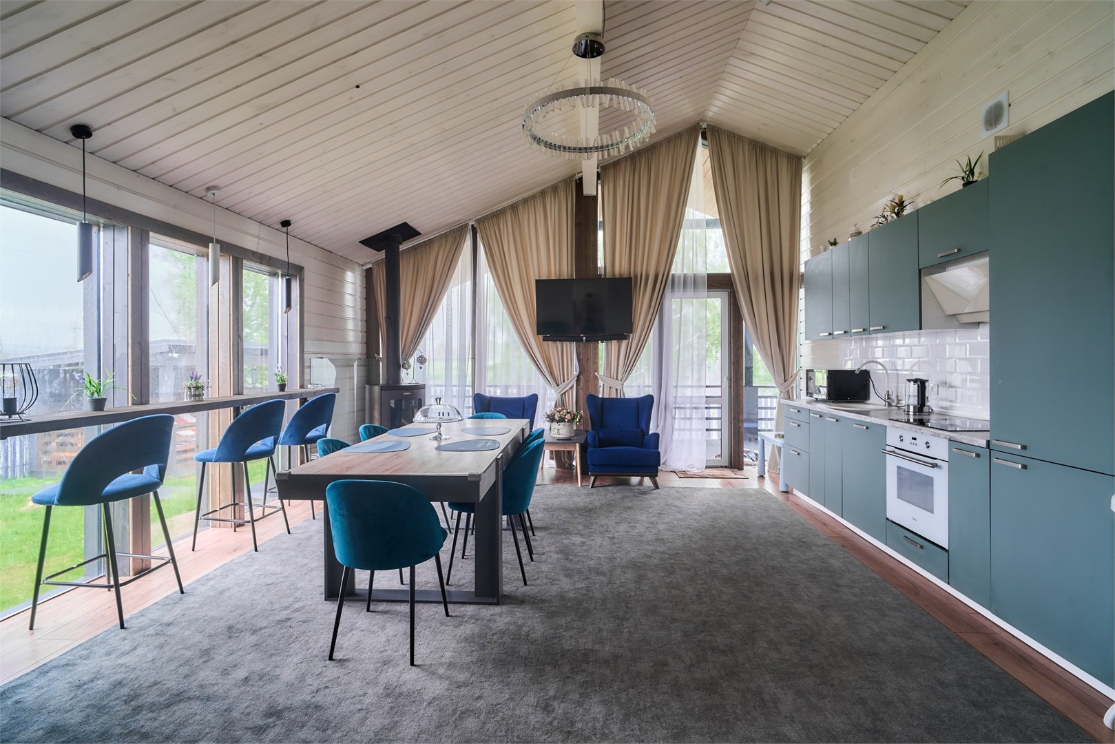 Домик у озера 1(Лато) в Lucky Home Rent