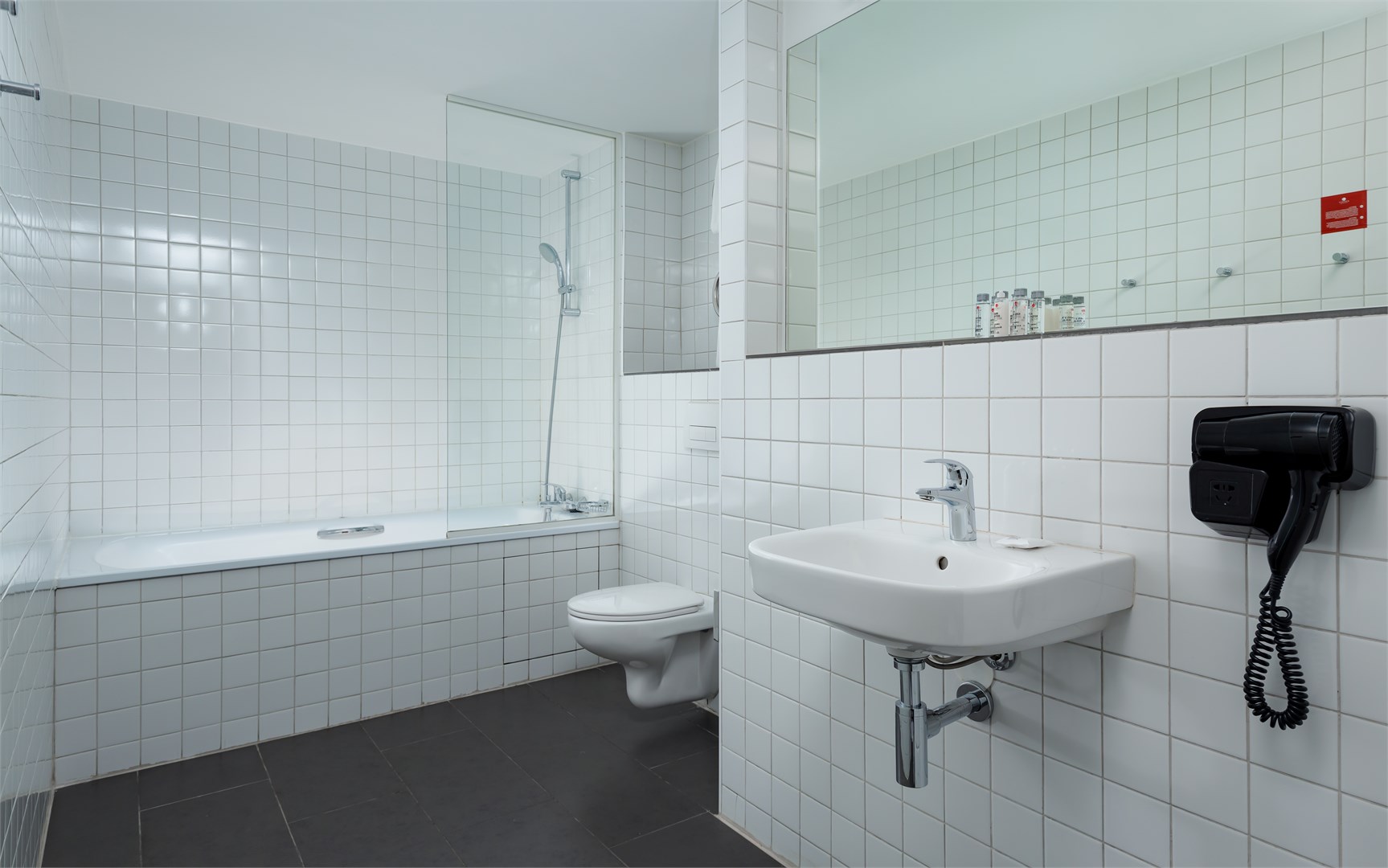 SMART Полулюкс с видом на город в Azimut Сити