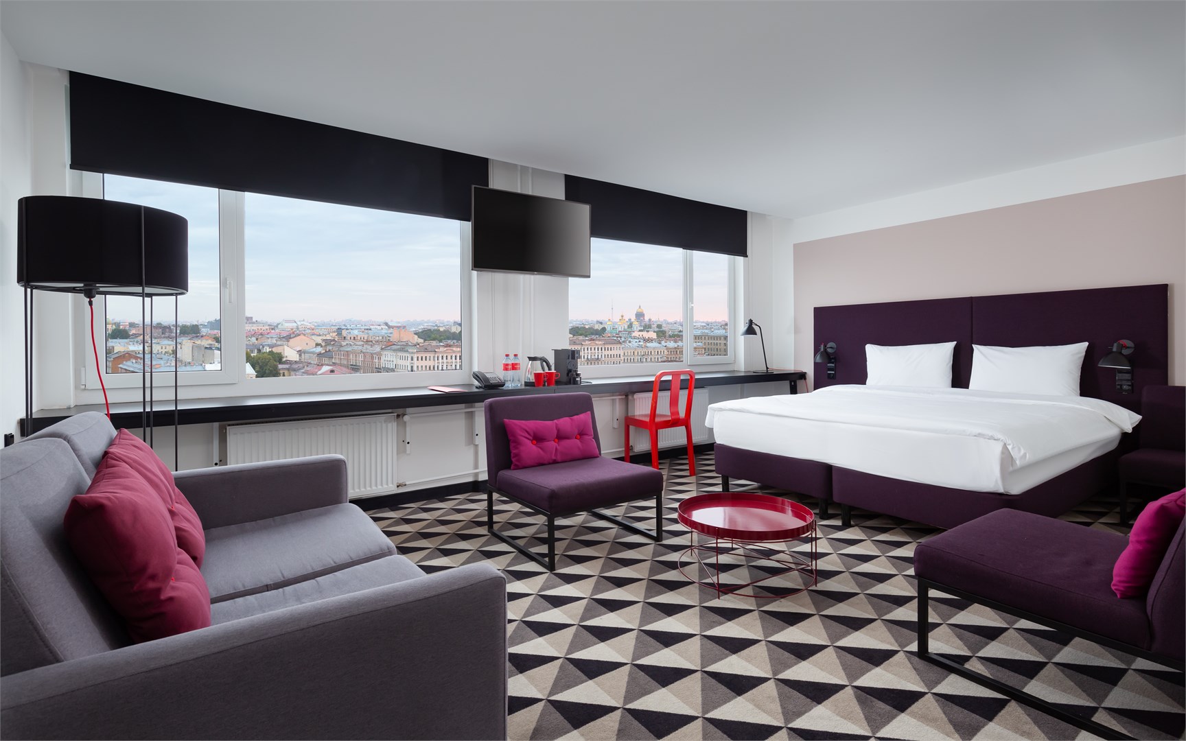 SMART Полулюкс с видом на город в Azimut Сити