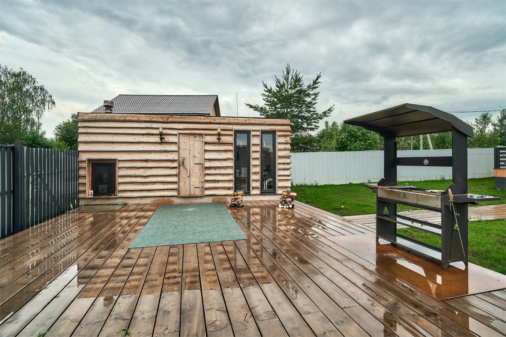 Домик у Озера 2 (Раум) в Lucky Home Rent