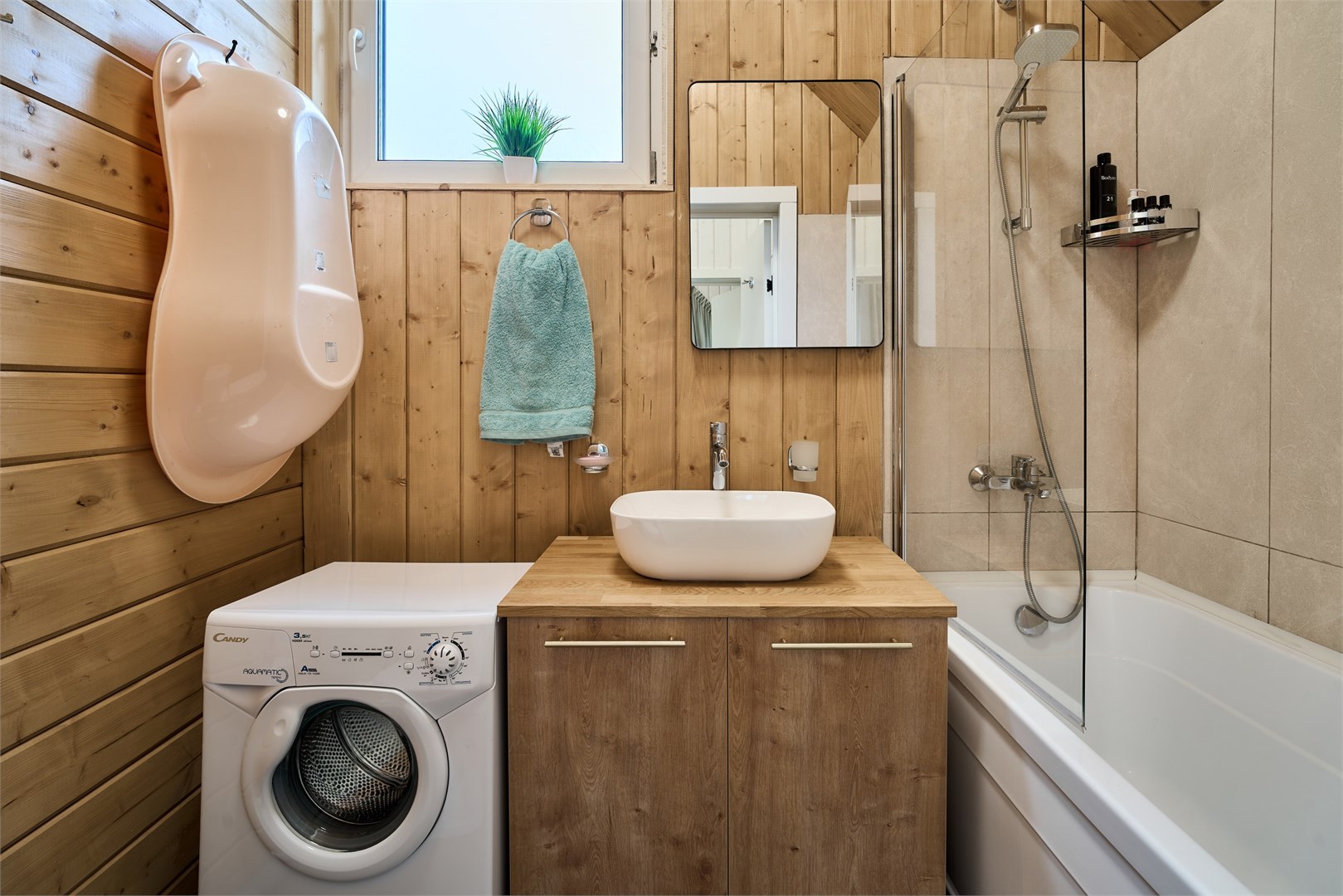 Домик у Озера 2 (Раум) в Lucky Home Rent