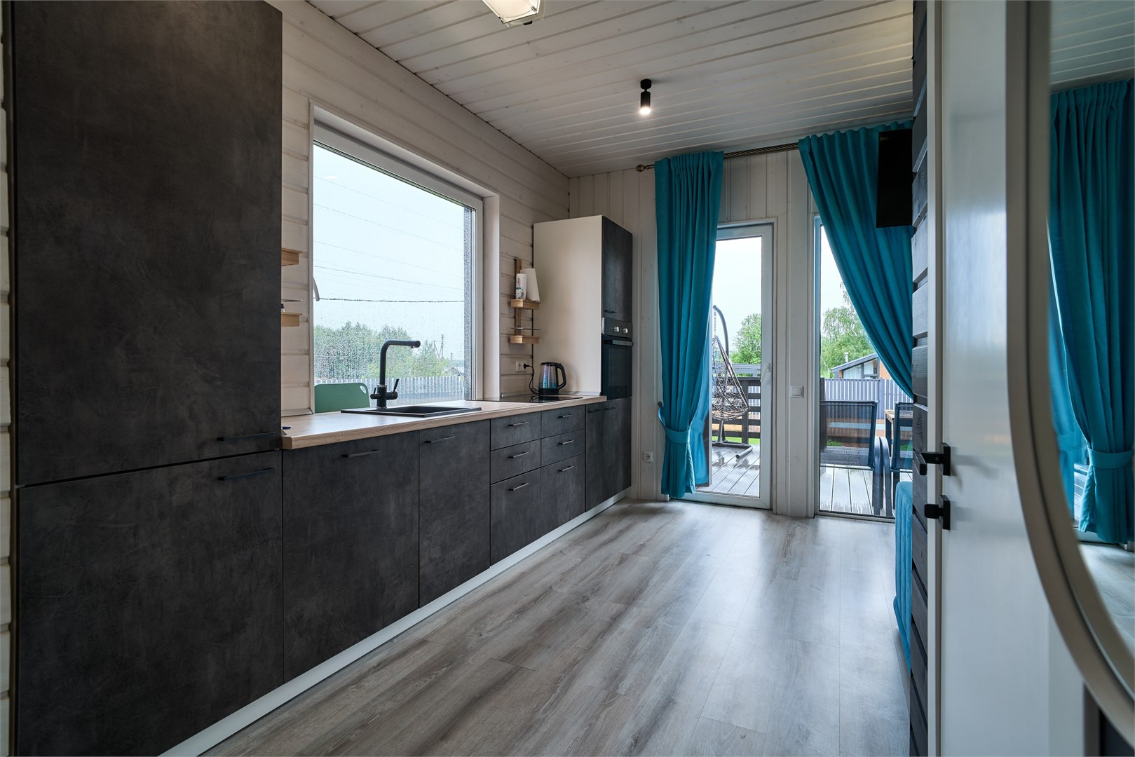 Домик у Озера 2 (Раум) в Lucky Home Rent