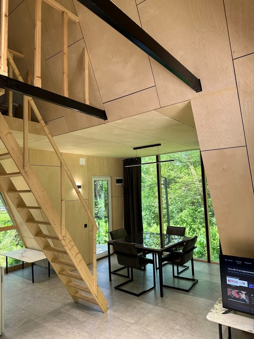 A FRAME 3 в Кобан СПА