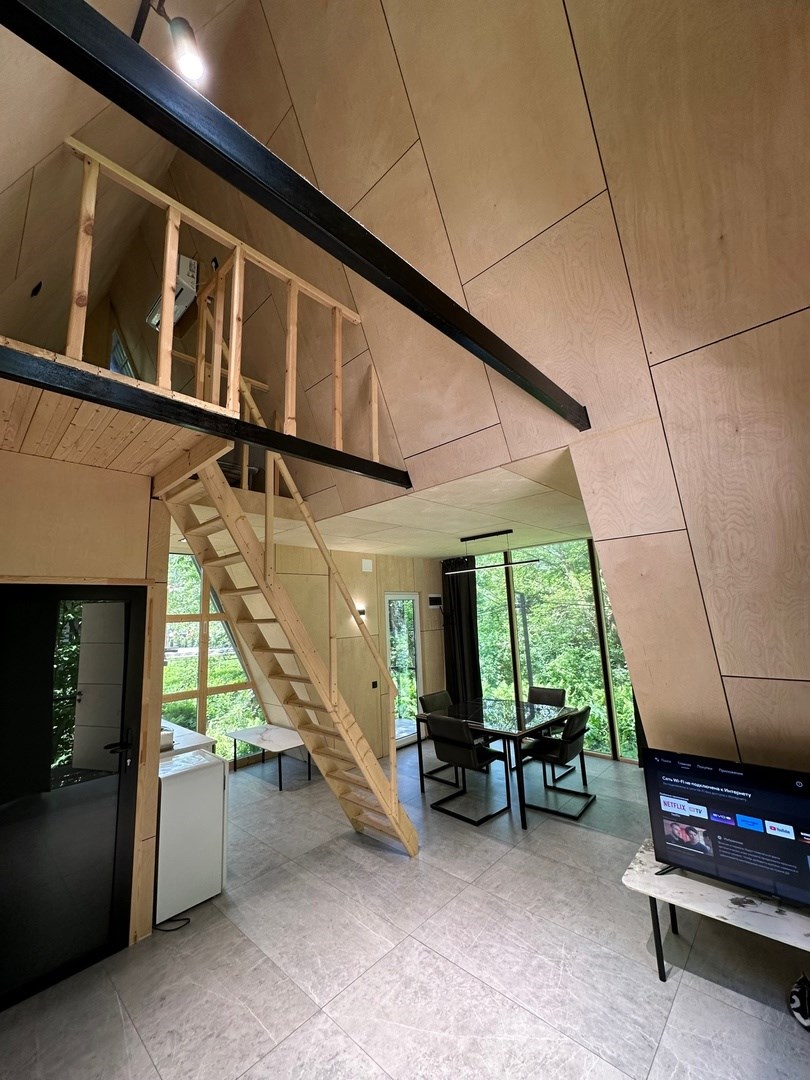 A FRAME 3 в Кобан СПА