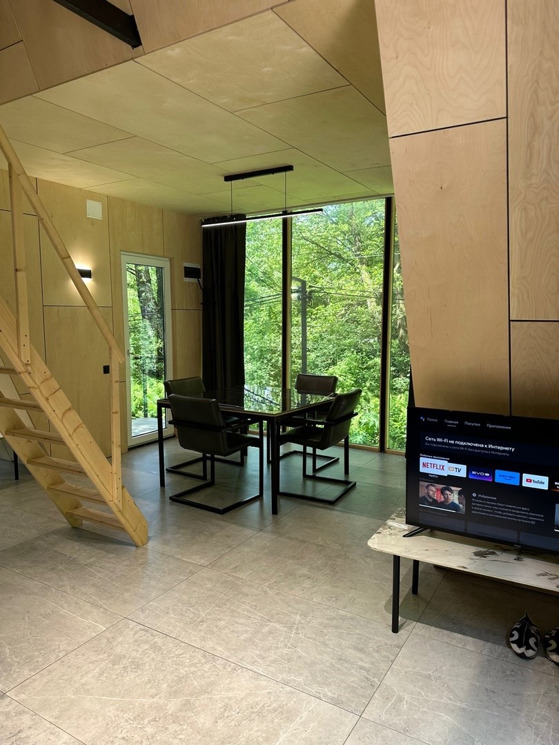 A FRAME 3 в Кобан СПА