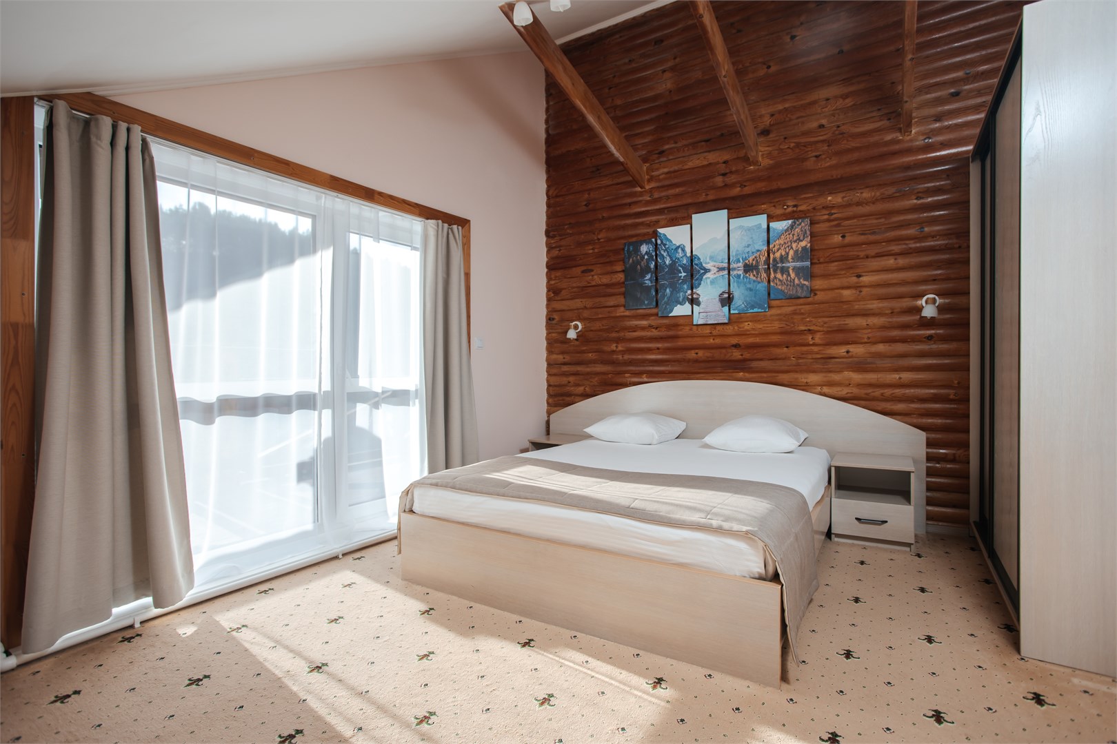 Фотография Премьер с видом на реку (корпус «Ступени»)