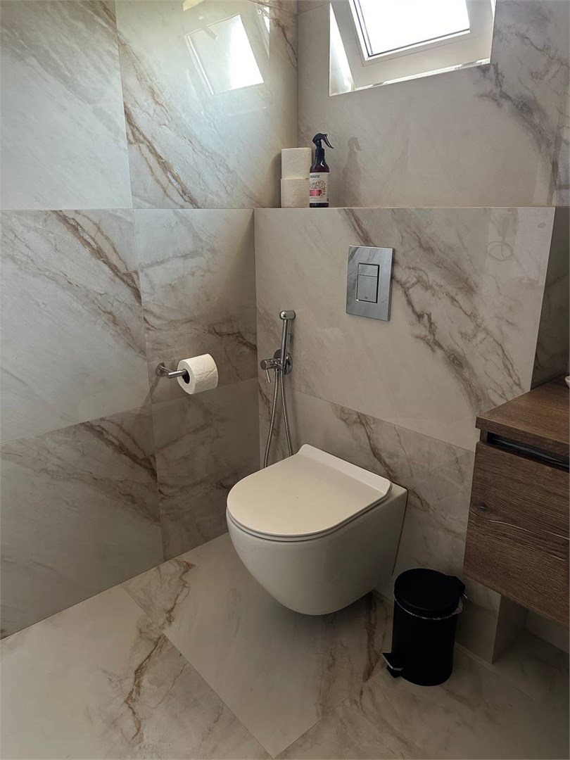 Вилла с видом на реку и личным бассейном в Вилла Мзымта