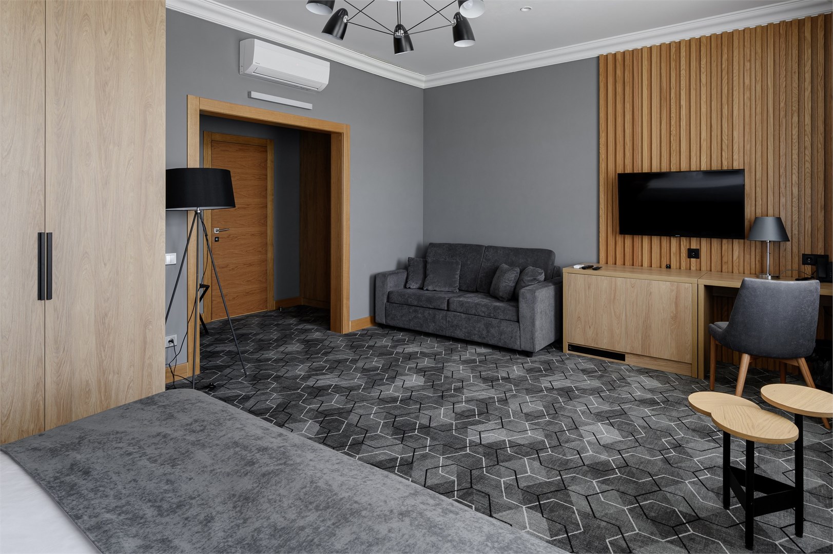 Делюкс в Azimut Парк Отель Волга Астрахань