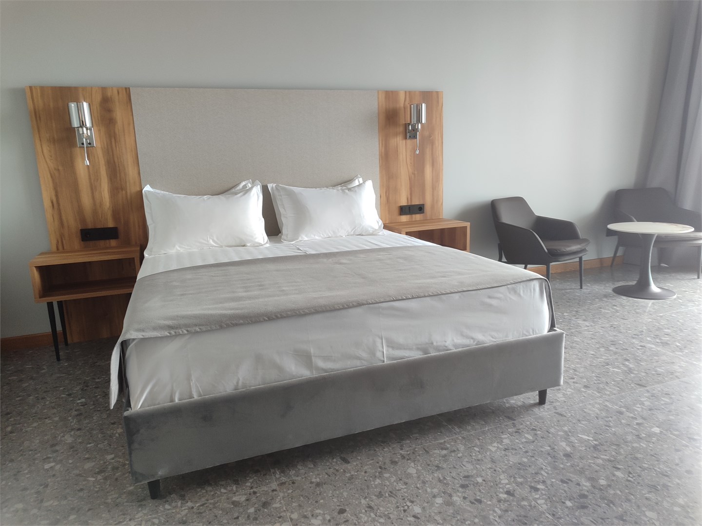 ЛЮКС с террасой и видом на море в Yupshara Hotel SPA & Resort