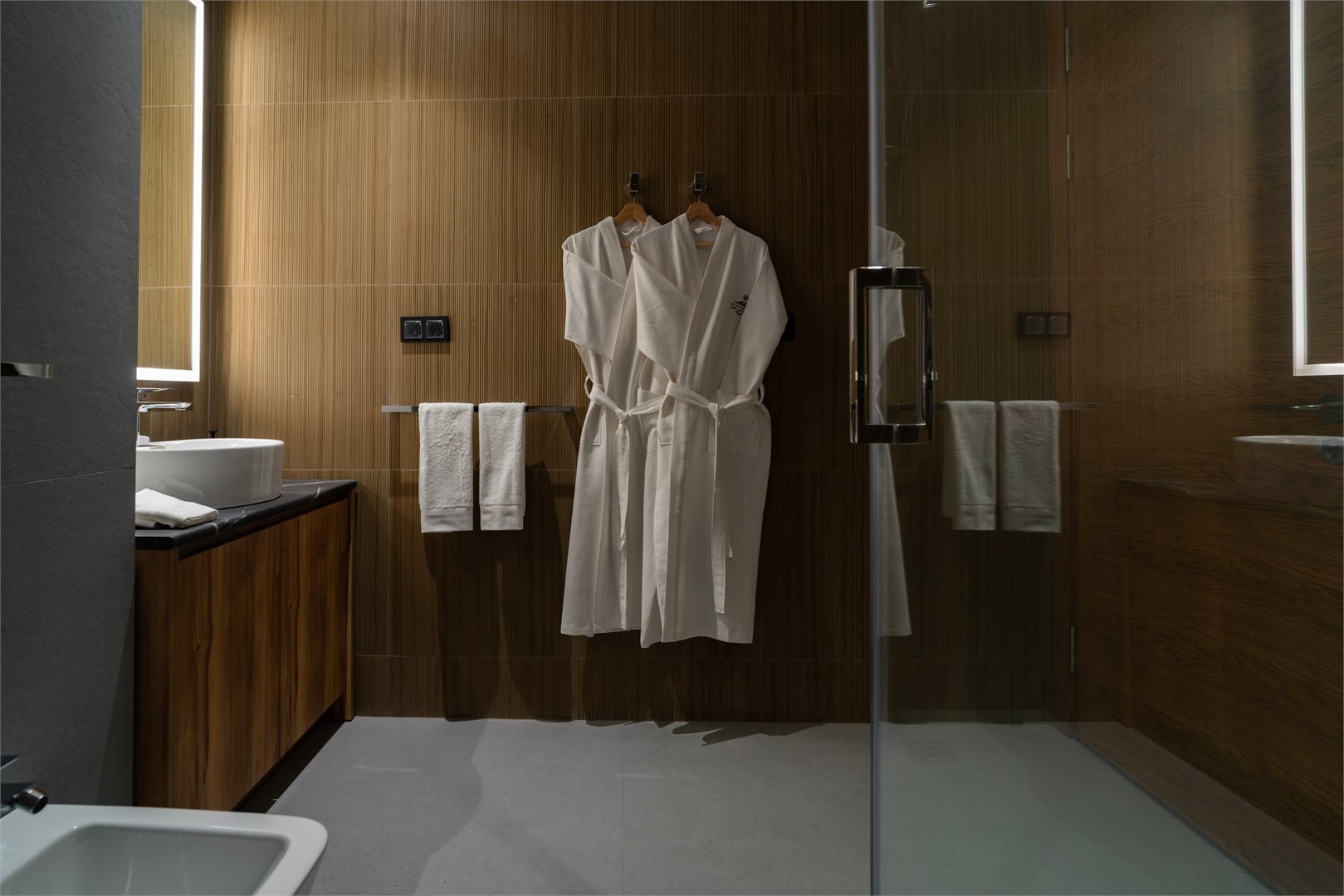 ЛЮКС с террасой и видом на море в Yupshara Hotel SPA & Resort