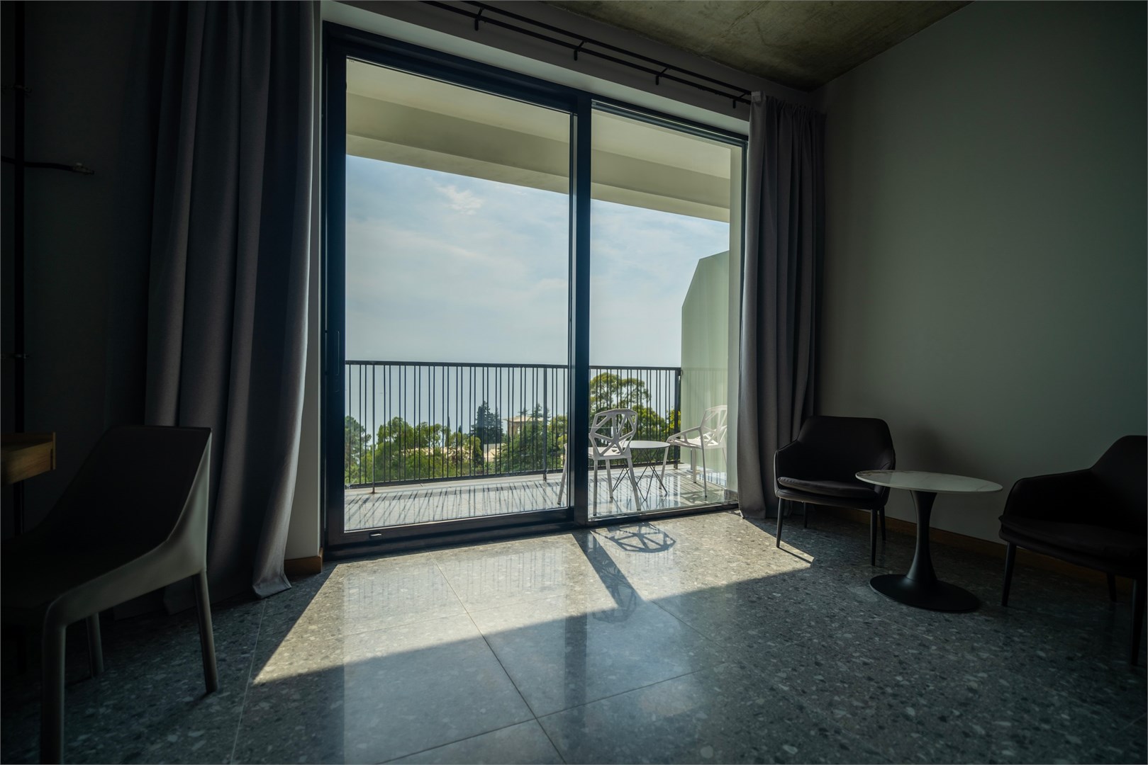 ЛЮКС с балконом и видом на море в Yupshara Hotel SPA & Resort