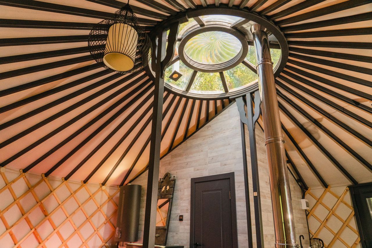 Юрта в Тишь да камыш