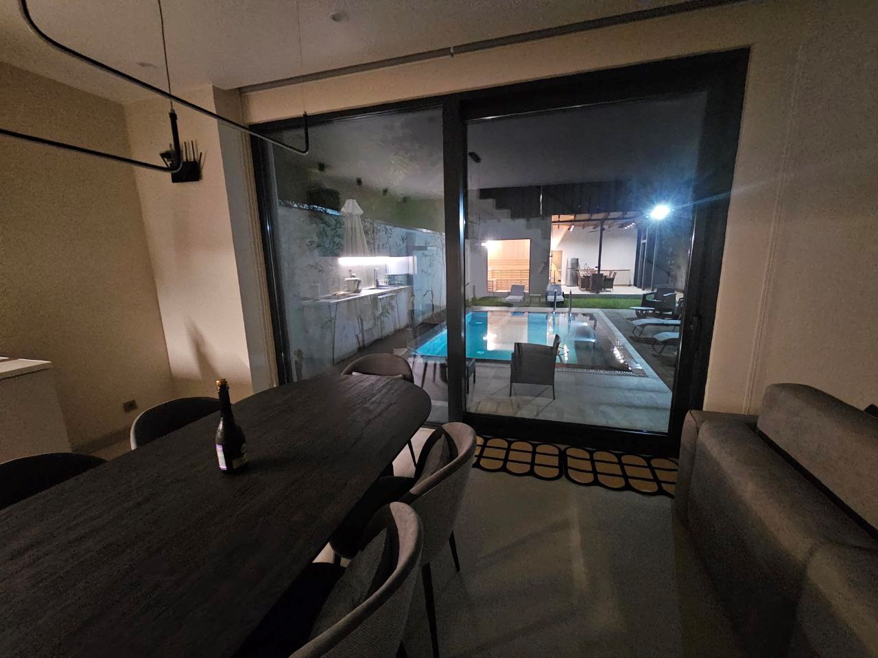 Вилла с видом на бассейн в Вилла Мзымта