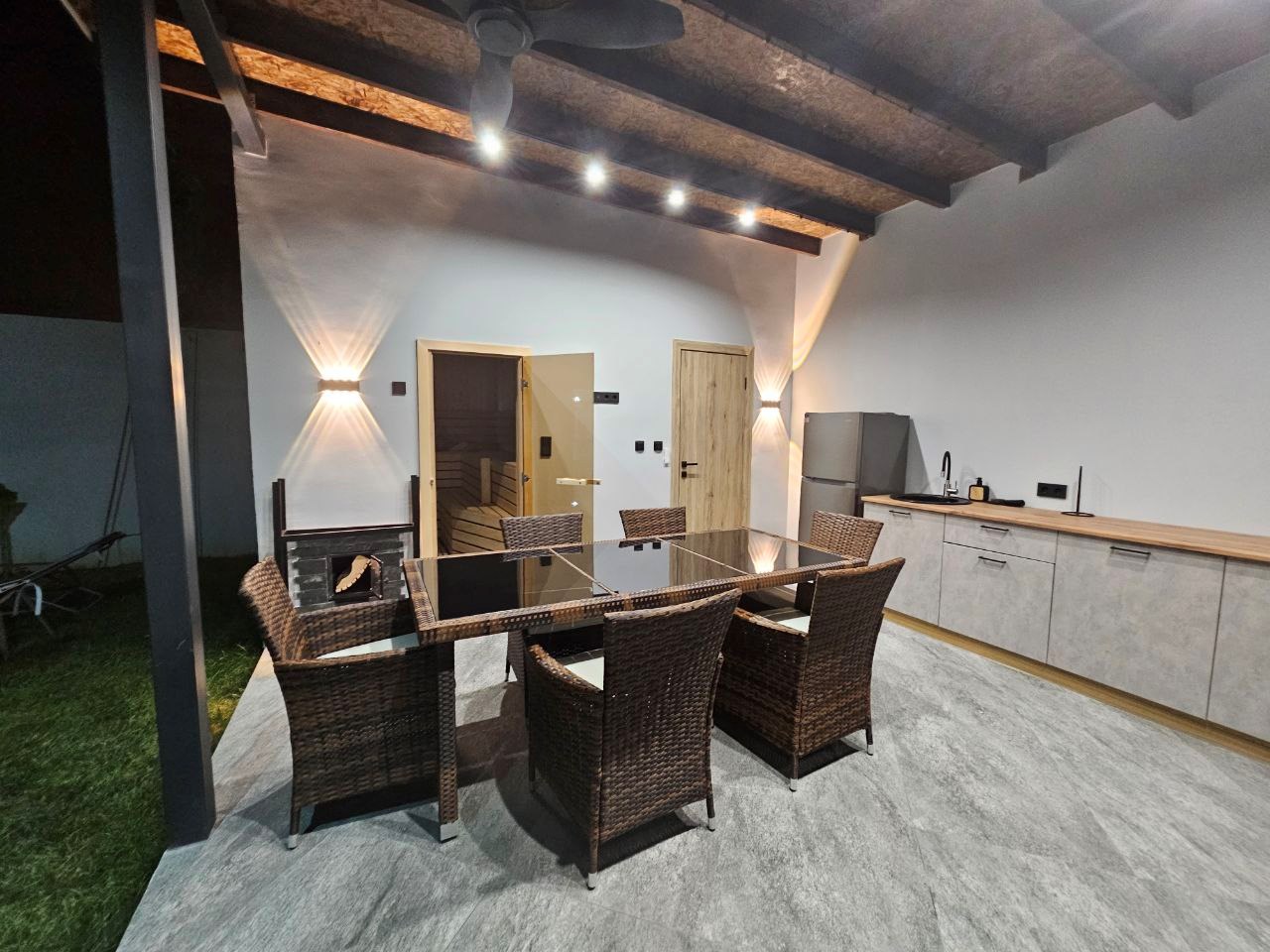 Вилла с видом на бассейн в Вилла Мзымта