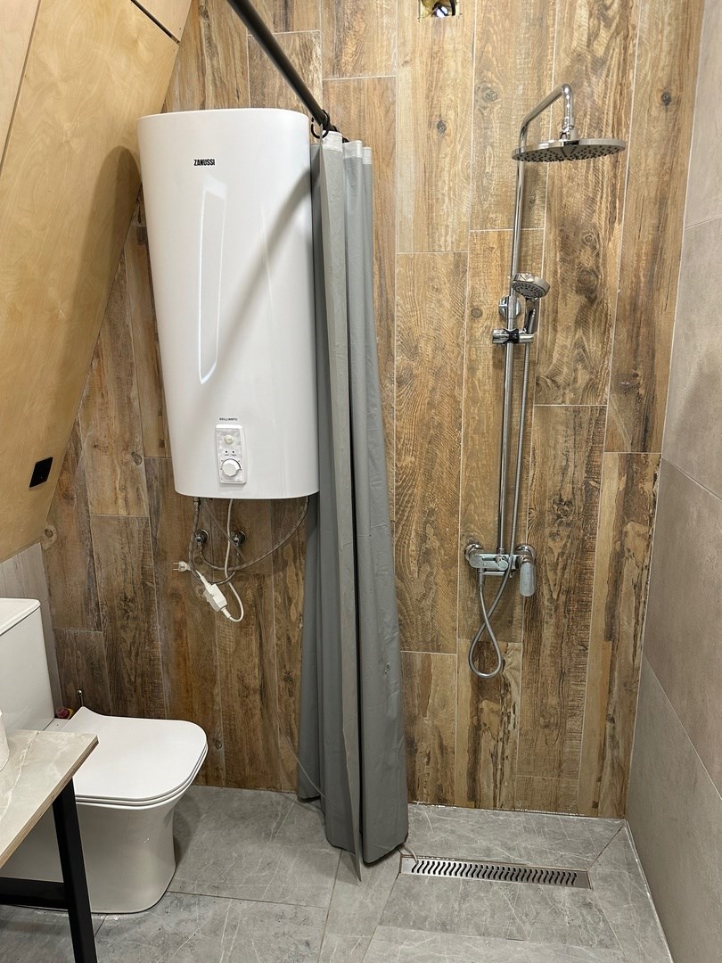 A FRAME 4 в Кобан СПА