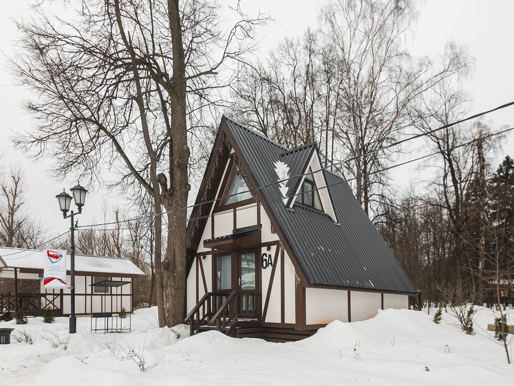 Фотография Дом Шуйский с верандой и BBQ-зоной Белый