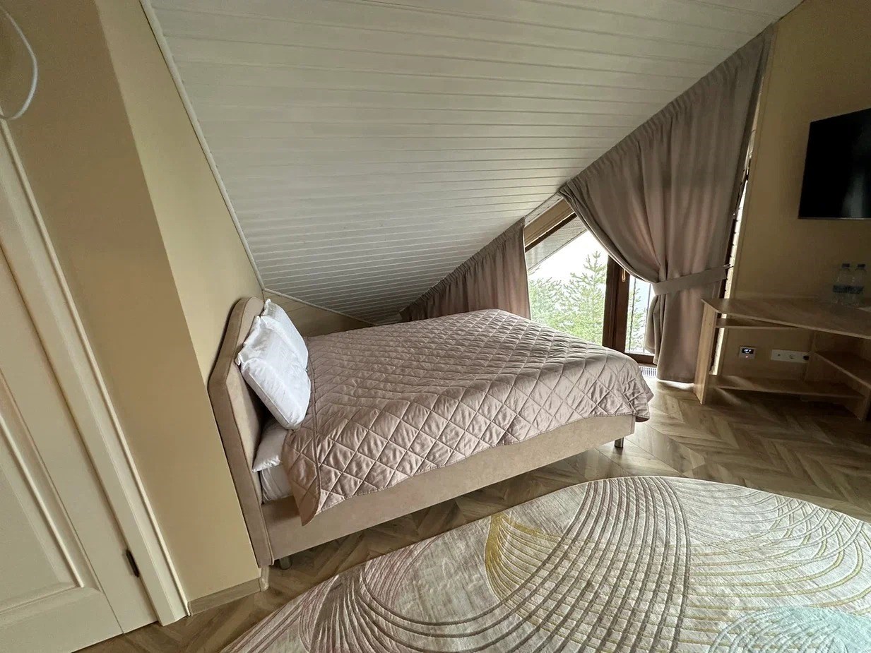 Двухместный мансардный номер 2 в Voda Boutique Hotel