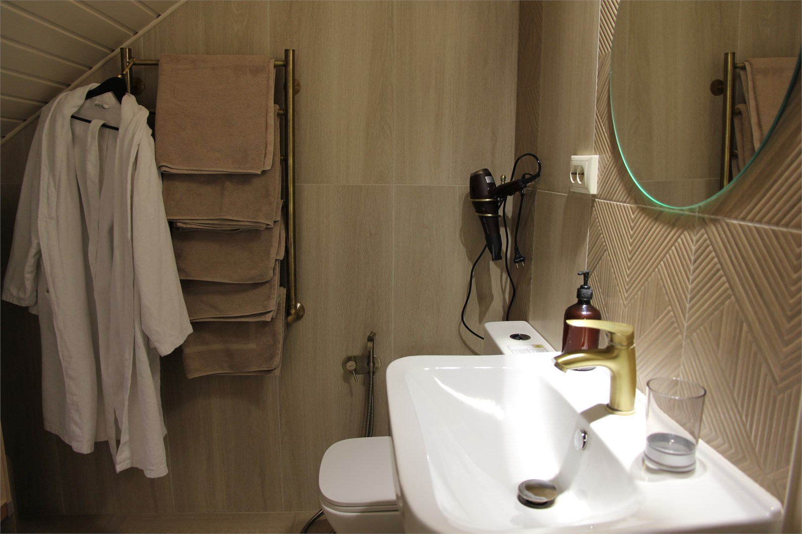 Двухместный мансардный номер 3 в Voda Boutique Hotel