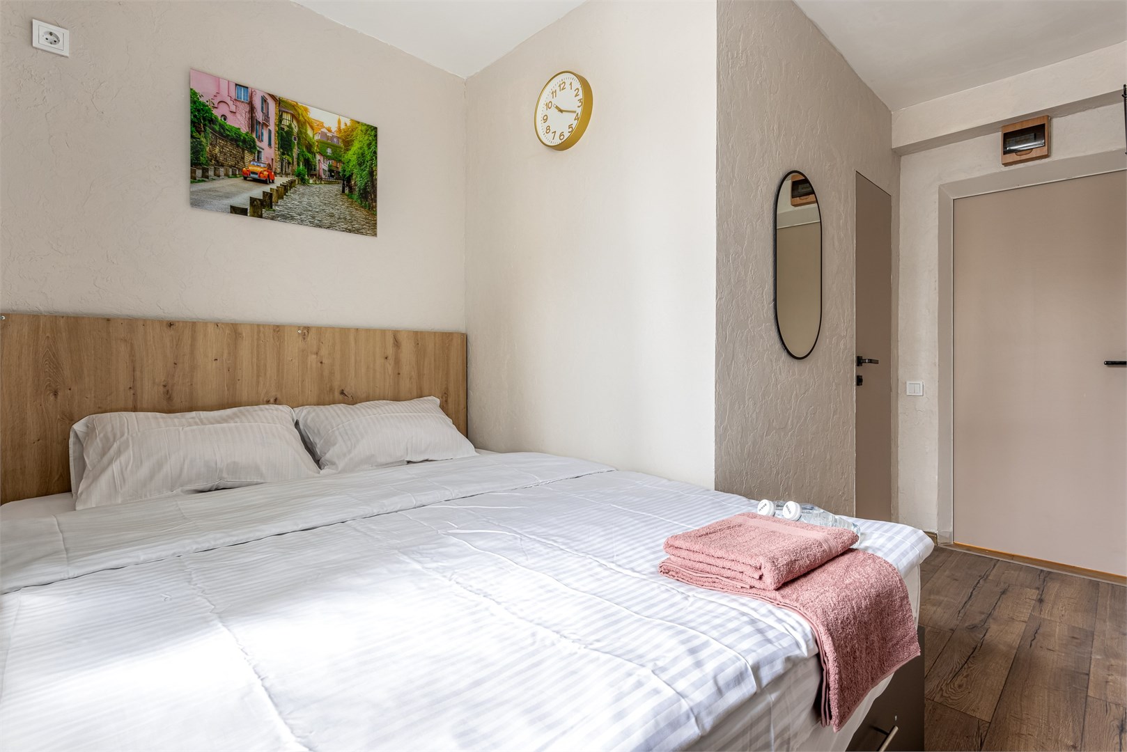 16. Улучшенный двухместный номер в M&D Host