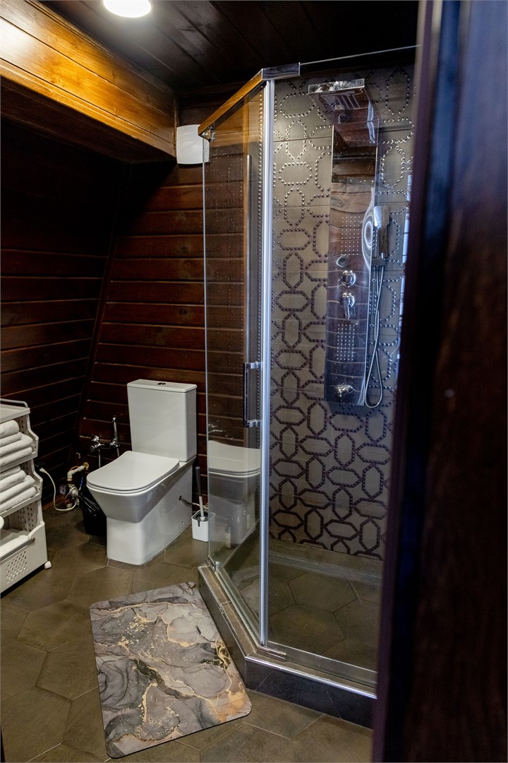 Коттедж Brown House в Anaka