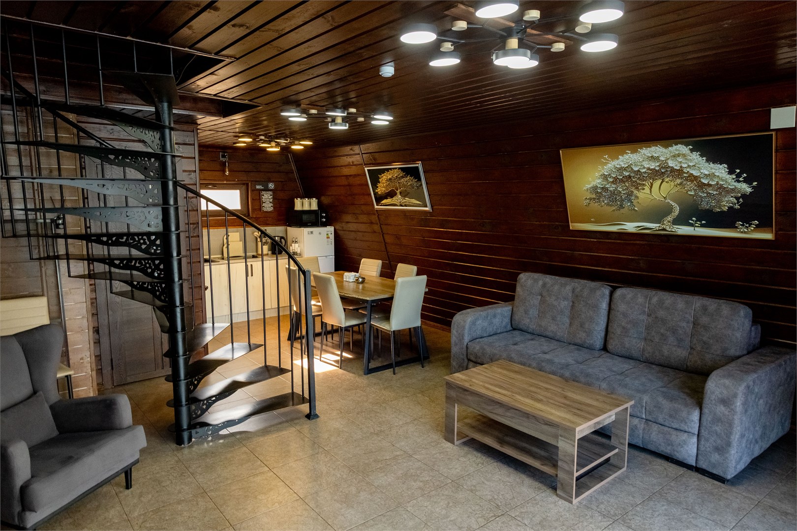 Коттедж Brown House в Anaka