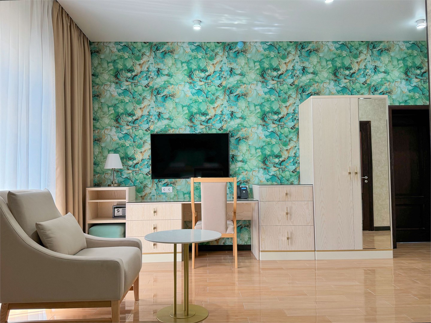 2-местный номер "Семейный", 2х-спальная кровать, повышенной комфортности (Корпуса Вилла "Василиса", Вилла "Анатолия") в Лаба