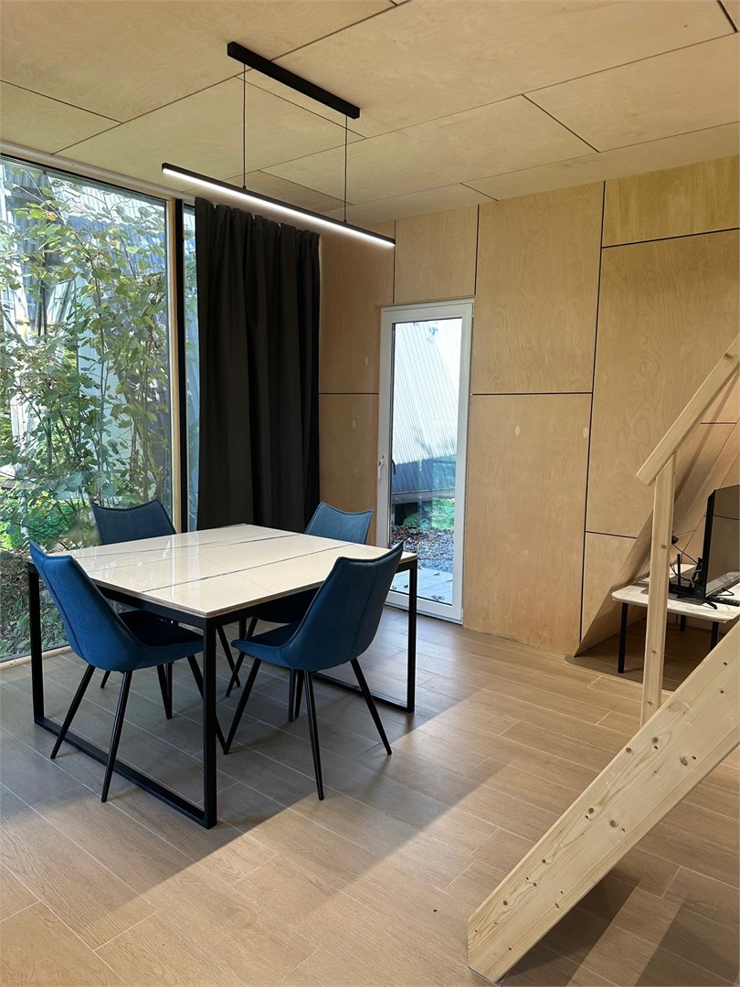 A FRAME 2 в Кобан СПА