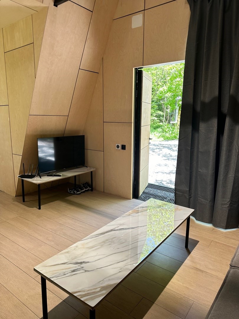 A FRAME 2 в Кобан СПА