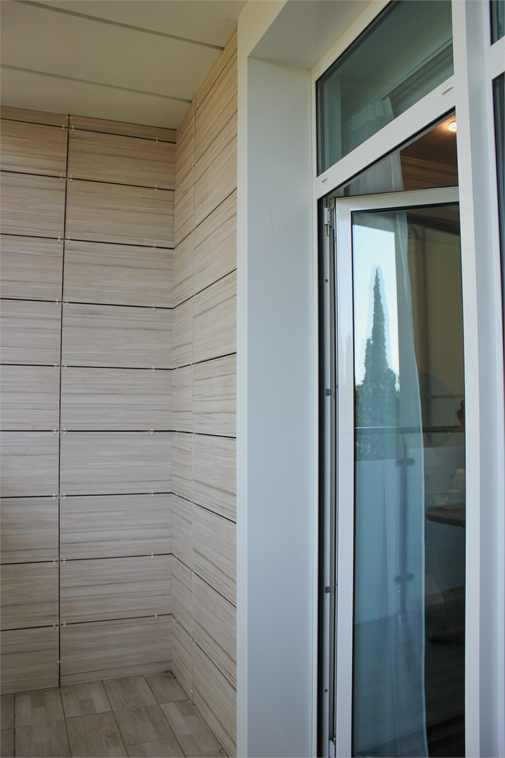 Стандарт двухместный с балконом кат В в Челюскинцев