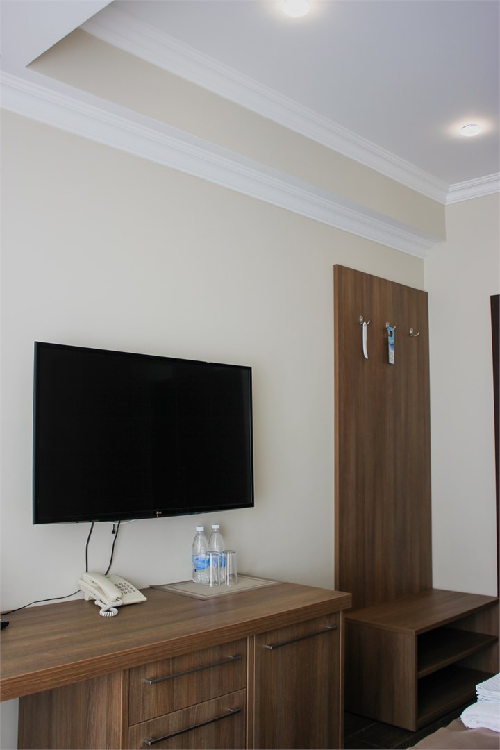 Стандарт двухместный без балкона в Челюскинцев