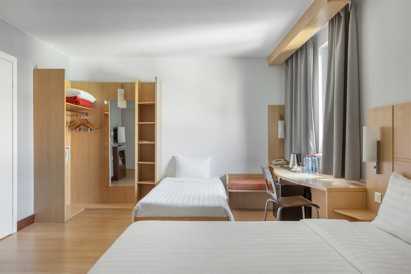 Стандарт для людей с инвалидностью в Azimut Бауман Казань