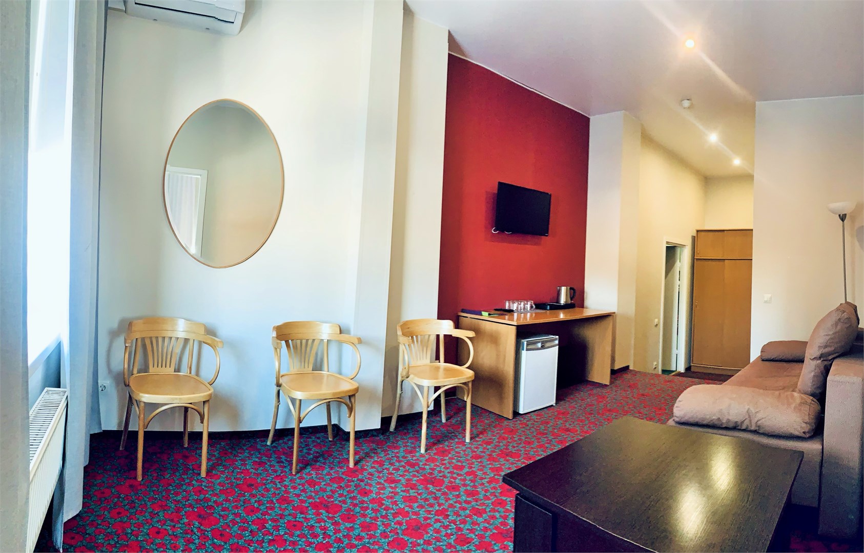 Семейный трехместный в Voyage