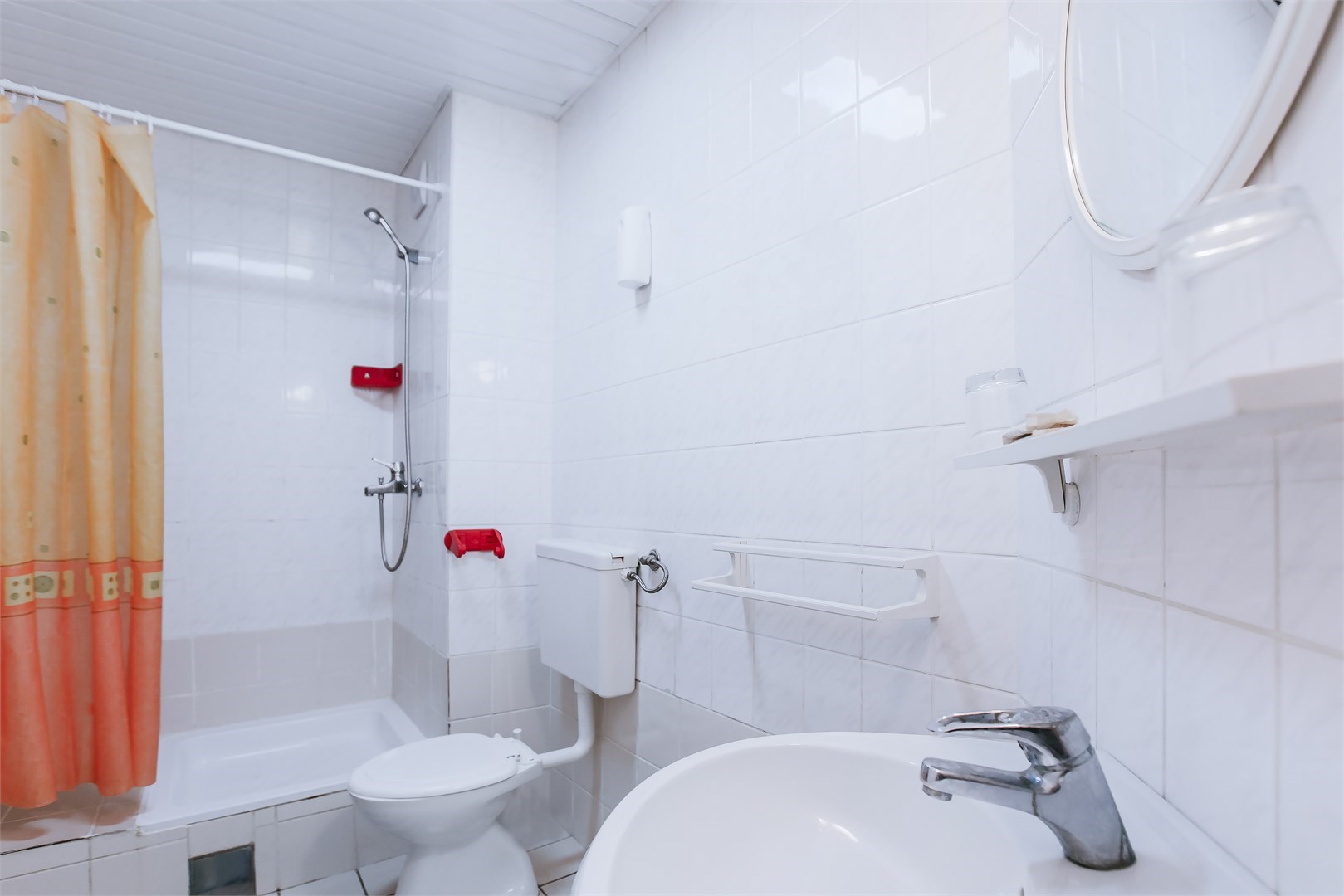 Эконом 2-местный TWIN 5 корпус в Azimut Здоровье Зеленый Гай