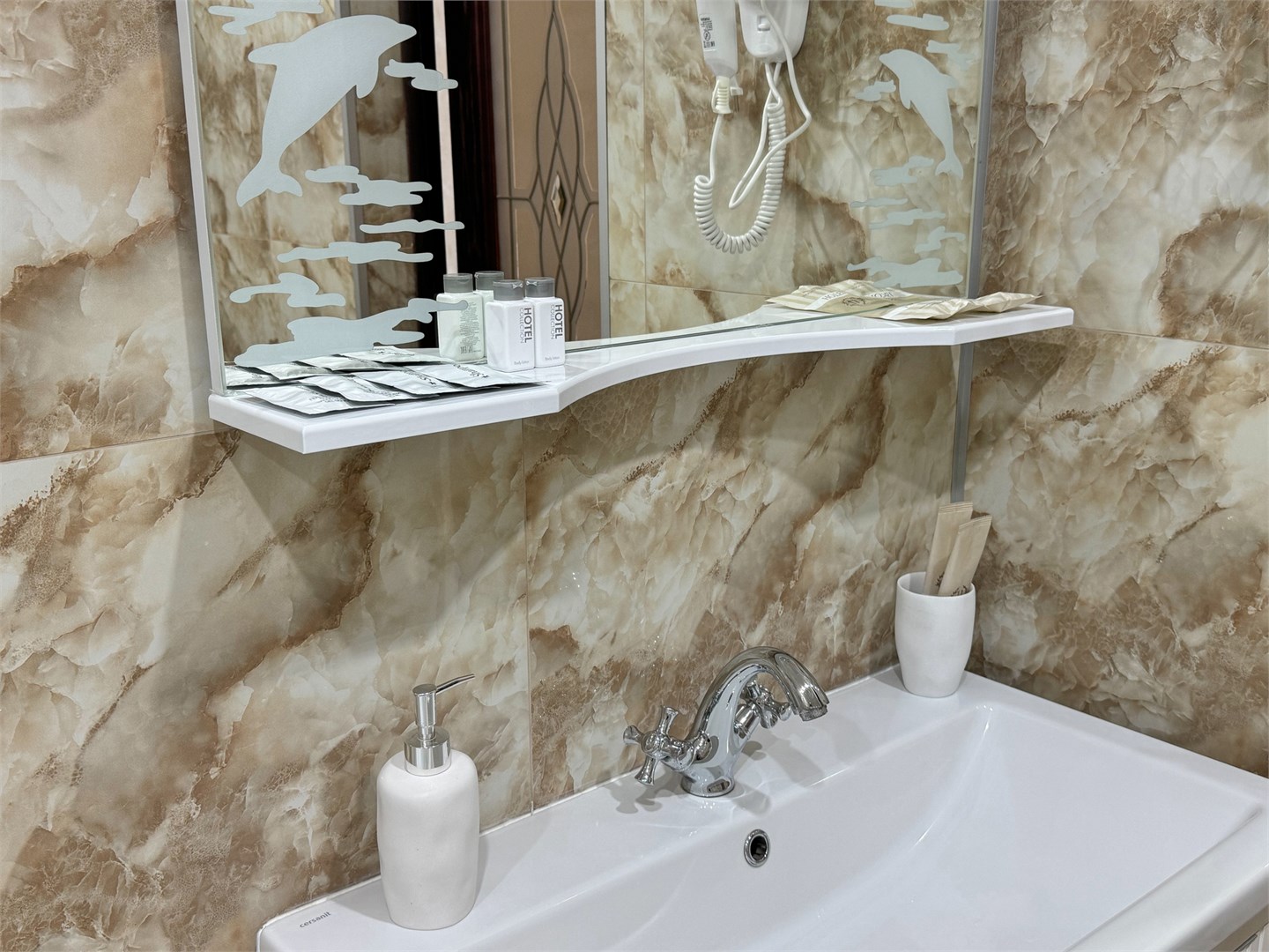 2-местный номер "Семейный", 1-спальные кровати, повышенной комфортности (Корпуса Вилла "Анатолия", Вилла "Маргарита") в Лаба